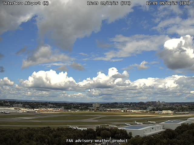 Teterboro Airport — North live camera view