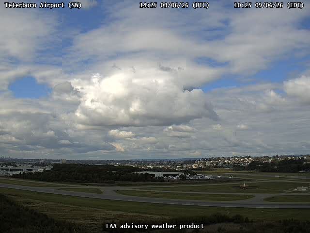 Teterboro Airport — SouthWest live camera view