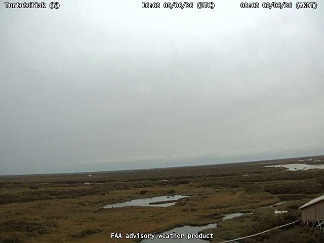 Tuntutuliak — West live camera view