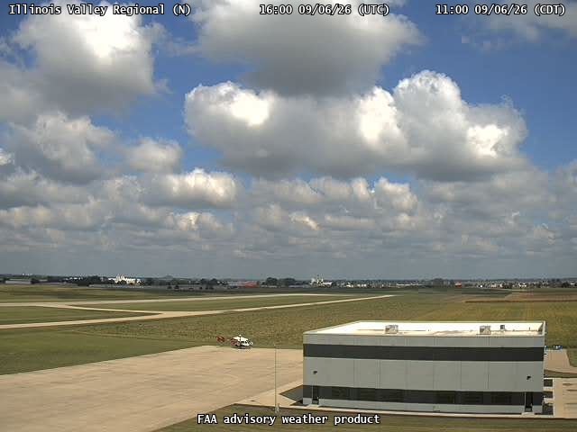 Illinois Valley Regional — North live camera view