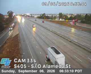 I-405 : (334) East of Alameda St live camera view
