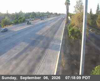 180 - SB I-5 at March Lane live camera view
