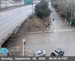 I-210 : (765) Sierra Madre Villa live camera view