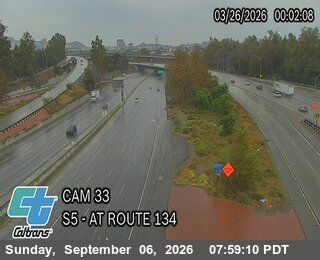 I-5 : (33) SB Route 5 at Route 134 live camera view