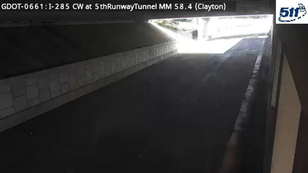 I-285 CW at 5thRunwayTunnel MM 60.8 live camera view