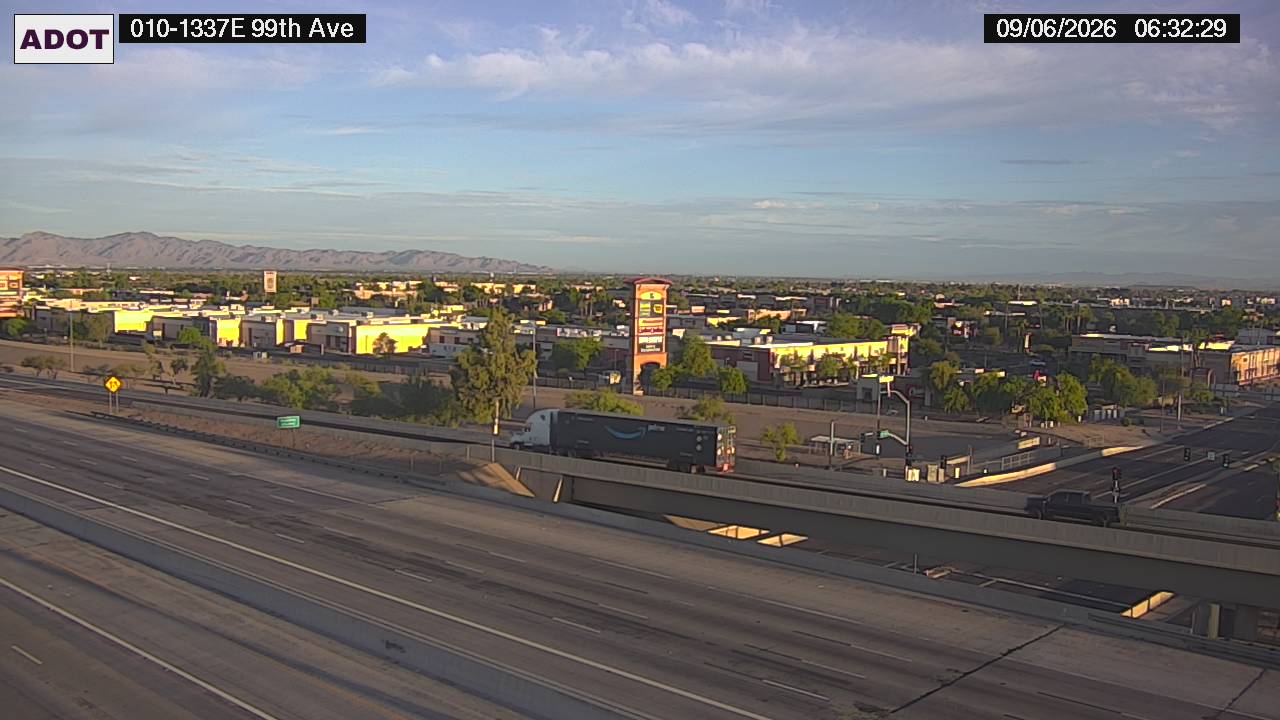 I-10 @W of L-101 live camera view