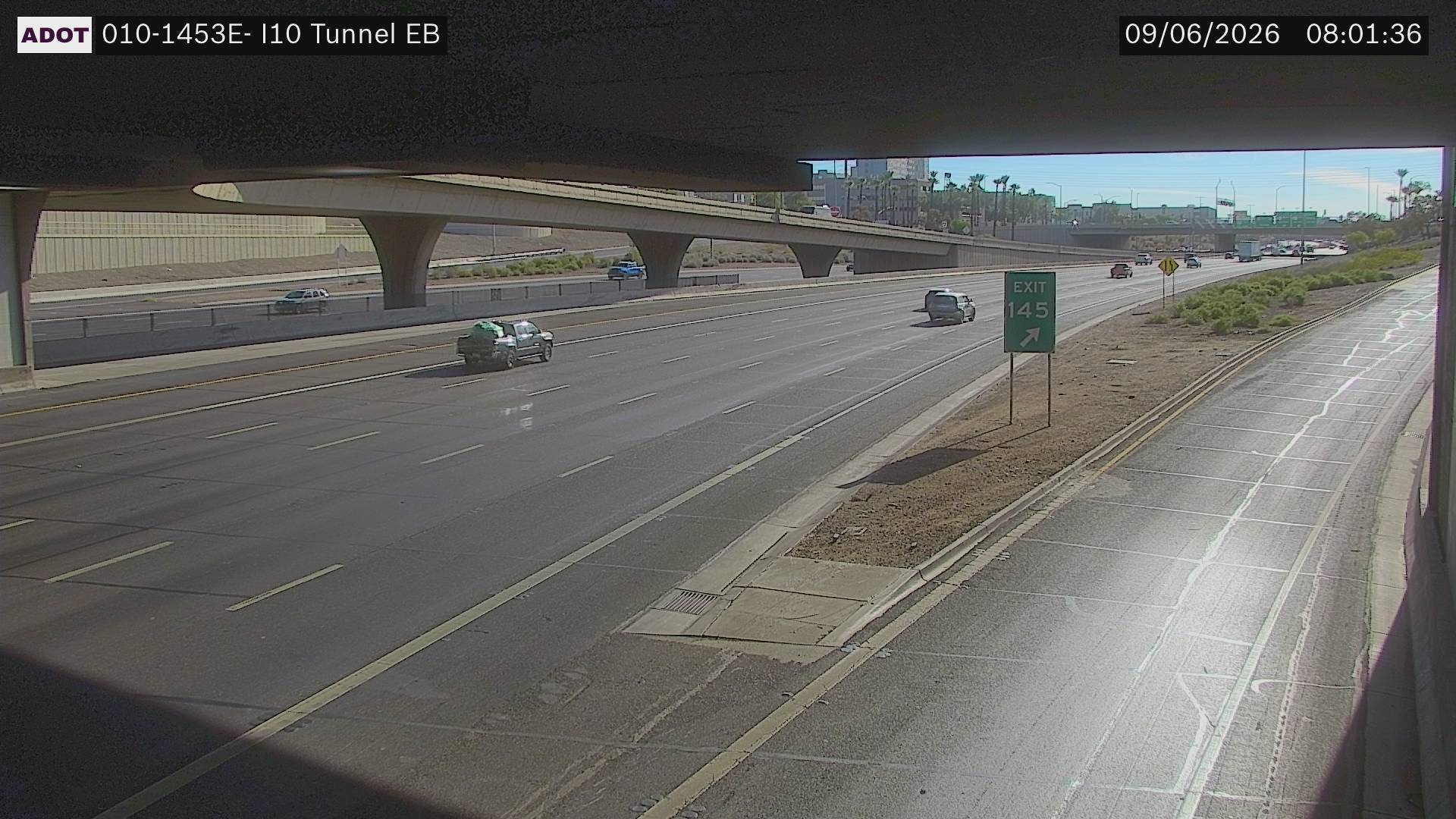 I-10 @Tunnel EB live camera view