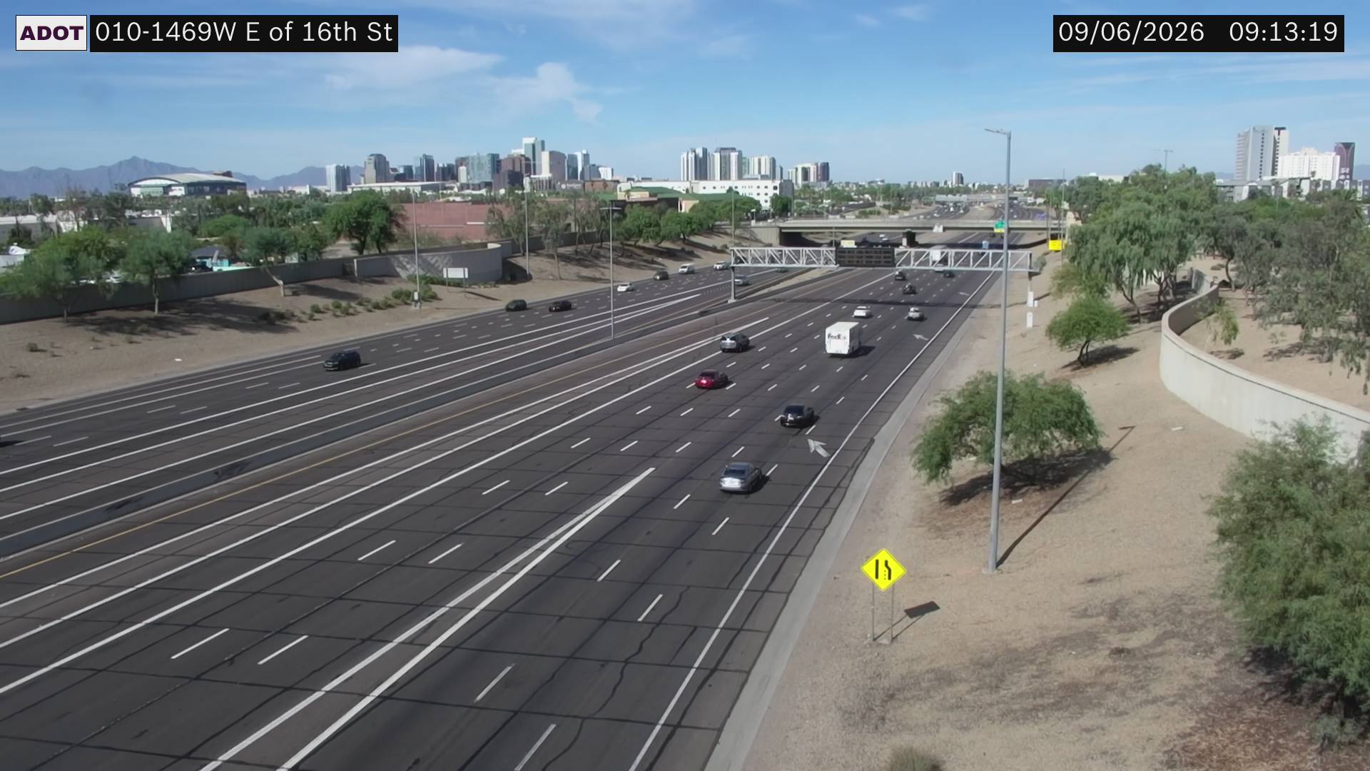 I-10 @E of 16th St live camera view