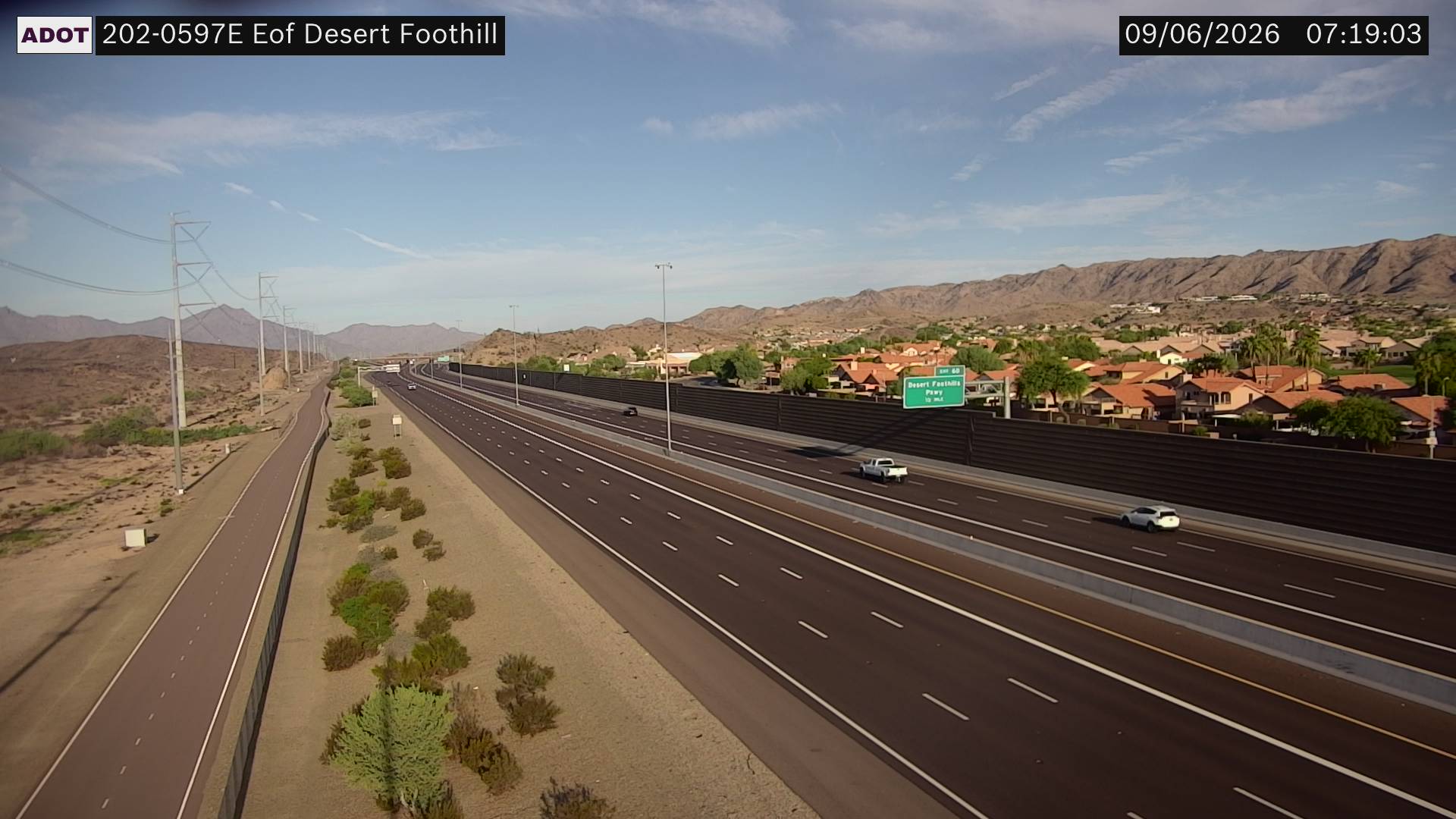 SR-202 @E of Desert Foothills live camera view