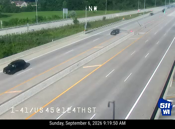 I-41/US 45 at 124th St live camera view