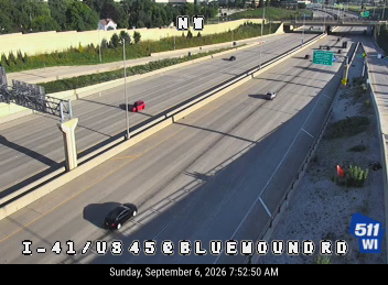 I-41/US 45 at Bluemound Rd live camera view
