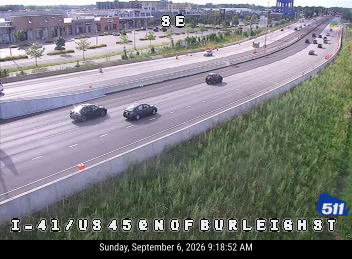 I-41/US 45 at N of Burleigh St live camera view
