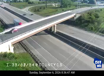 I-39/90/94 at County CS live camera view