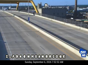 I-794 at N of Hoan Bridge live camera view