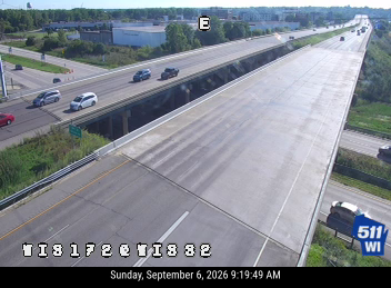 WIS 172 at WIS 32 live camera view