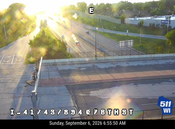 I-41/43/894 at 76th St - live traffic camera