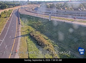 I-41/43/94/894 at Mitchell Interchange live camera view