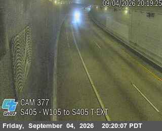 I-405 : (377) W 105 TO S 405 T-EXT live camera view
