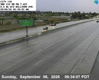 I-210 : (118) 0.5 Miles West of Milliken live camera view