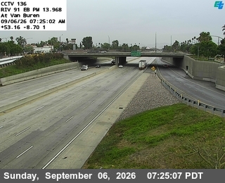 SR-91 : (136) At Van Buren live camera view