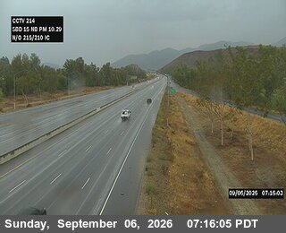I-215 : (214) N of I-210 live camera view