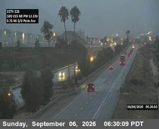 I-215 : (225) 0.75 Mi S/O Palm Ave live camera view