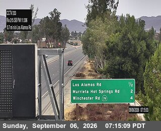 I-215 : (233) 0.5 Mi N/O Los Alamos live camera view