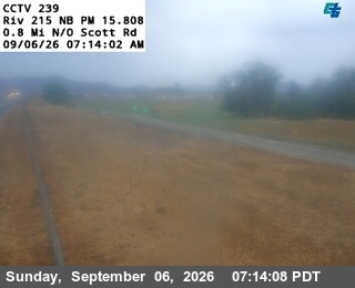 I-215 : (239) North of Scott Road live camera view