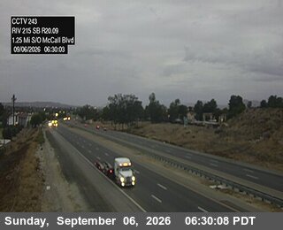 I-215 : (243) 1.25 Miles South of McCall Boulevard live camera view