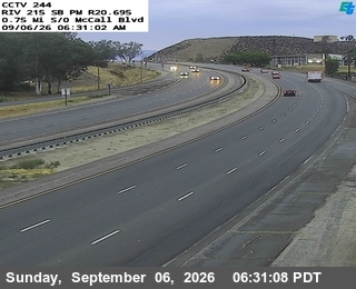 I-215 : (244) 0.75 Miles South of McCall Boulevard live camera view