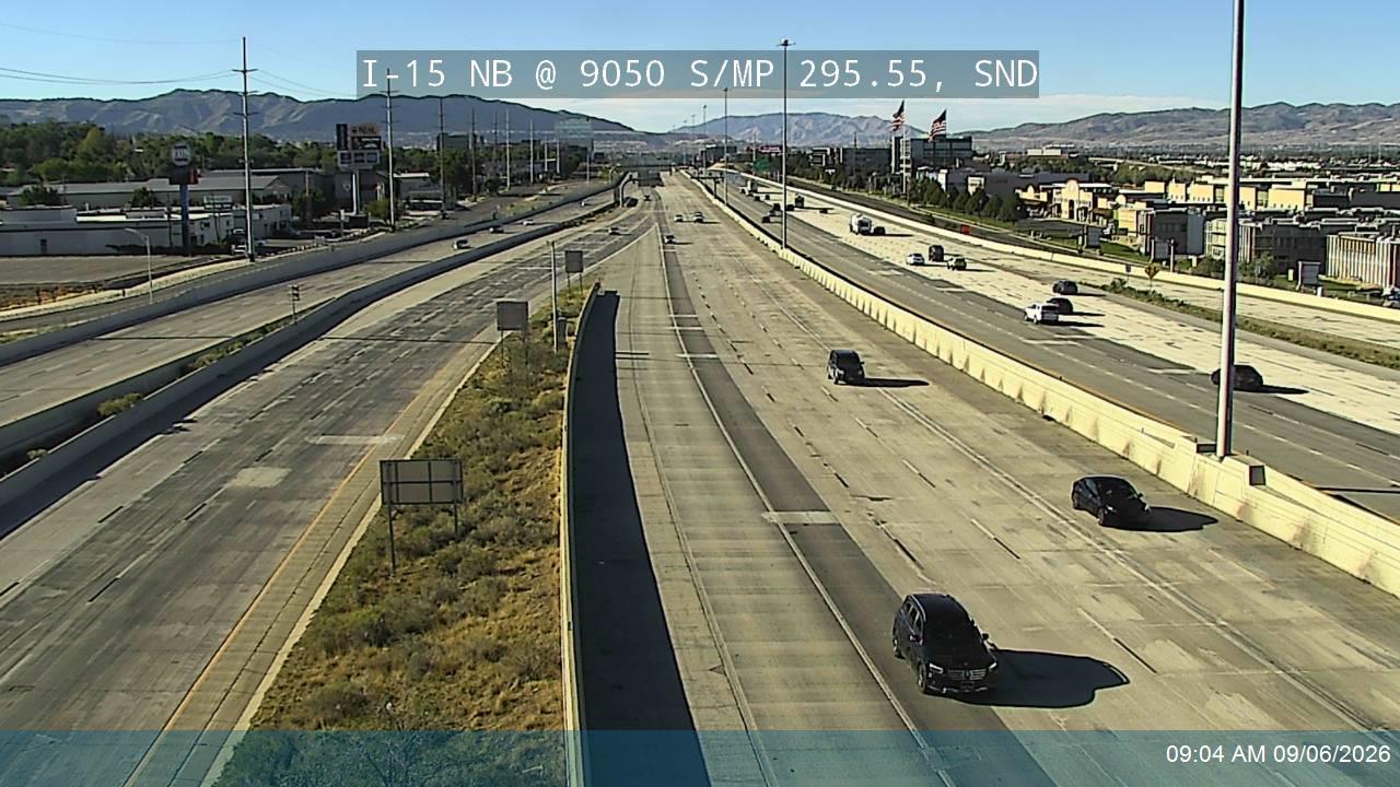 I-15 NB @ 9050 S / MP 295.55, SND live camera view