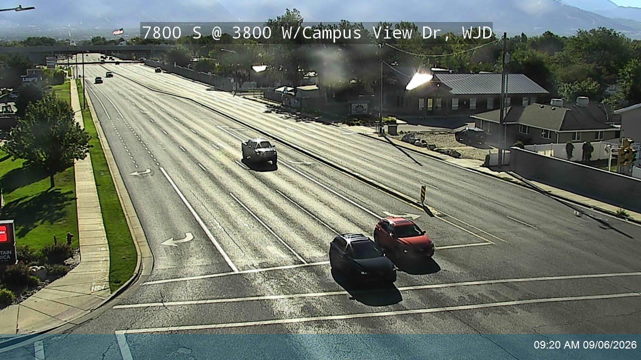 7800 S @ 3800 W / Campus View Dr, WJD live camera view