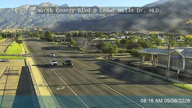 North County Blvd / 4800 W / SR-129 @ Cedar Hills Dr / 10100 N, HLD live camera view