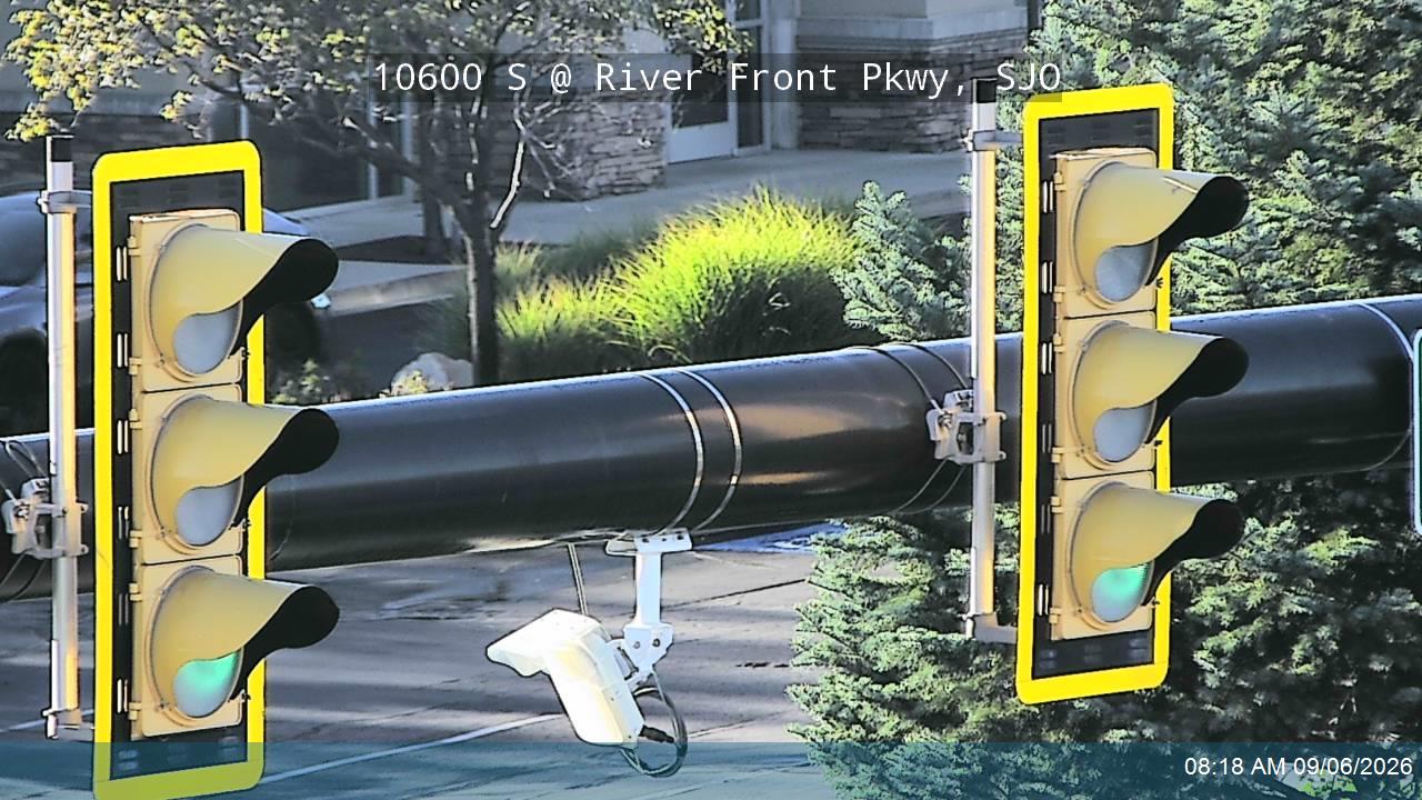10600 S / South Jordan Pkwy / SR-151 @ River Front Pkwy / 700 W, SJO live camera view
