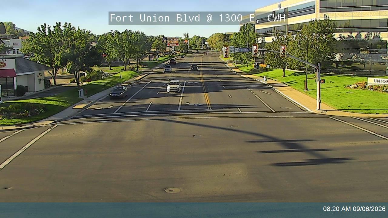 Fort Union Blvd / 6910 S @ 1300 E, CWH live camera view