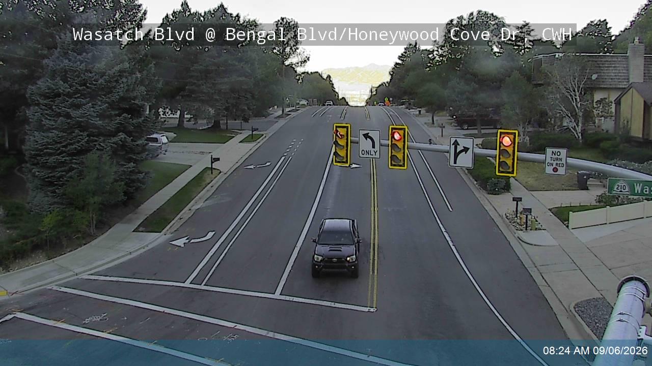 Wasatch Blvd / 3650 E / SR-210 @ 7800 S / Bengal Blvd / Honeywood Cove Dr, CWH live camera view