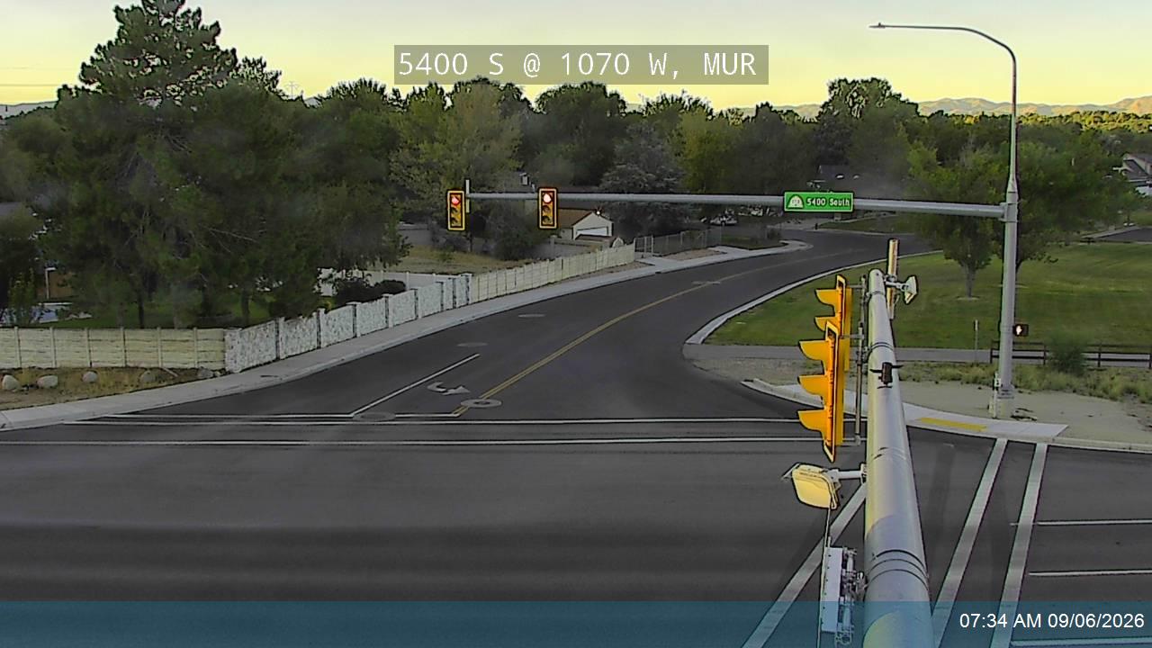 5400 S / SR-173 @ Riverside Dr / 1070 W, MUR live camera view