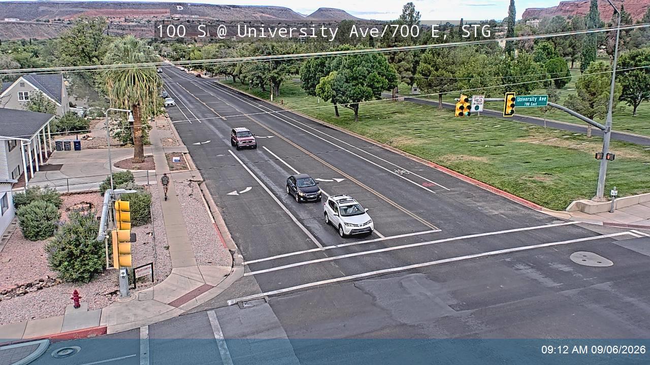 100 S @ University Ave / 700 E, STG live camera view