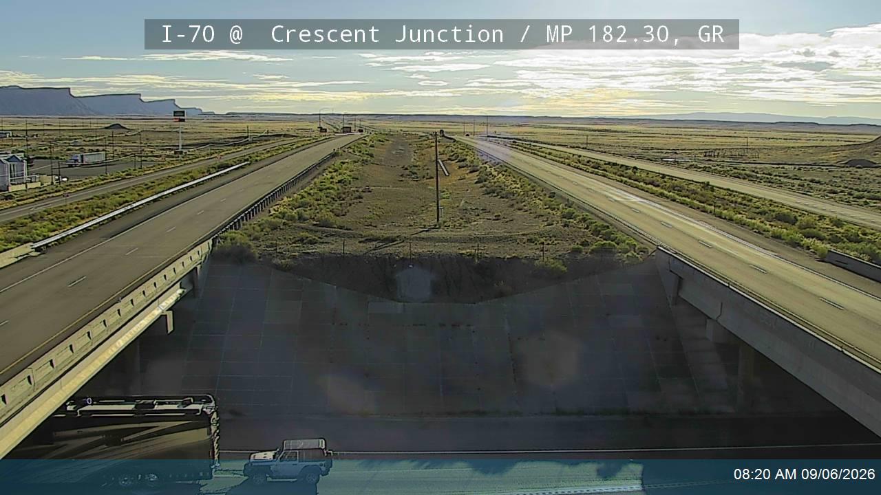 I-70 @ Crescent Junction / MP 182.30, GR live camera view