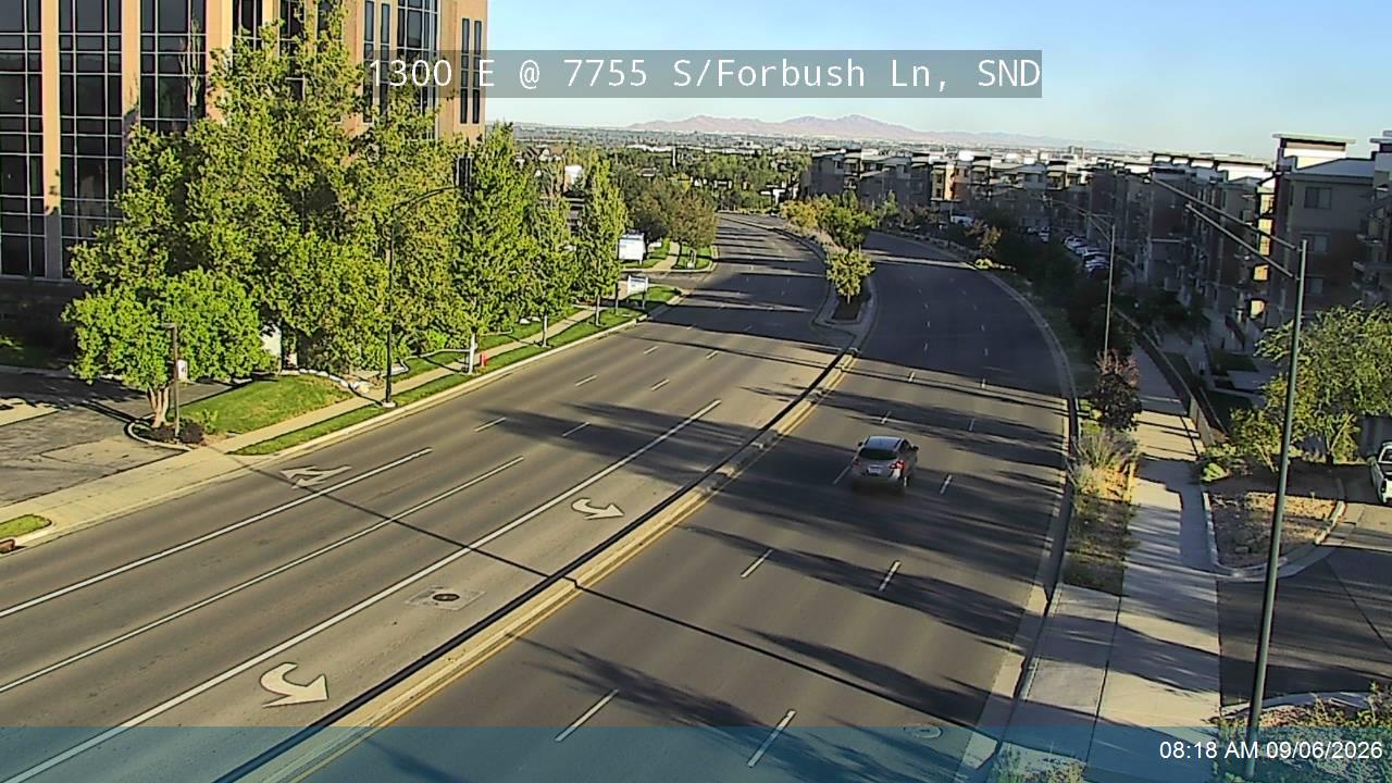 Union Park Ave / 1300 E @ 7755 S / Forbush Ln, SND live camera view