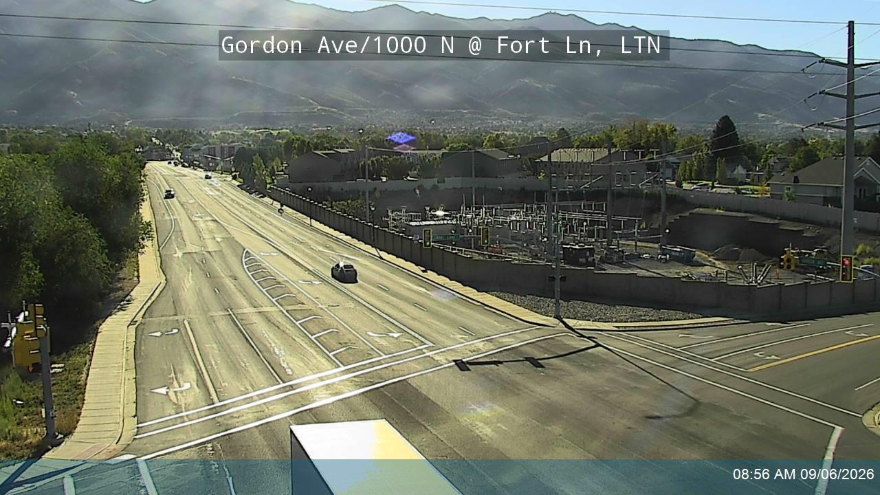 Gordon Ave / 1000 N @ Fort Ln, LTN live camera view