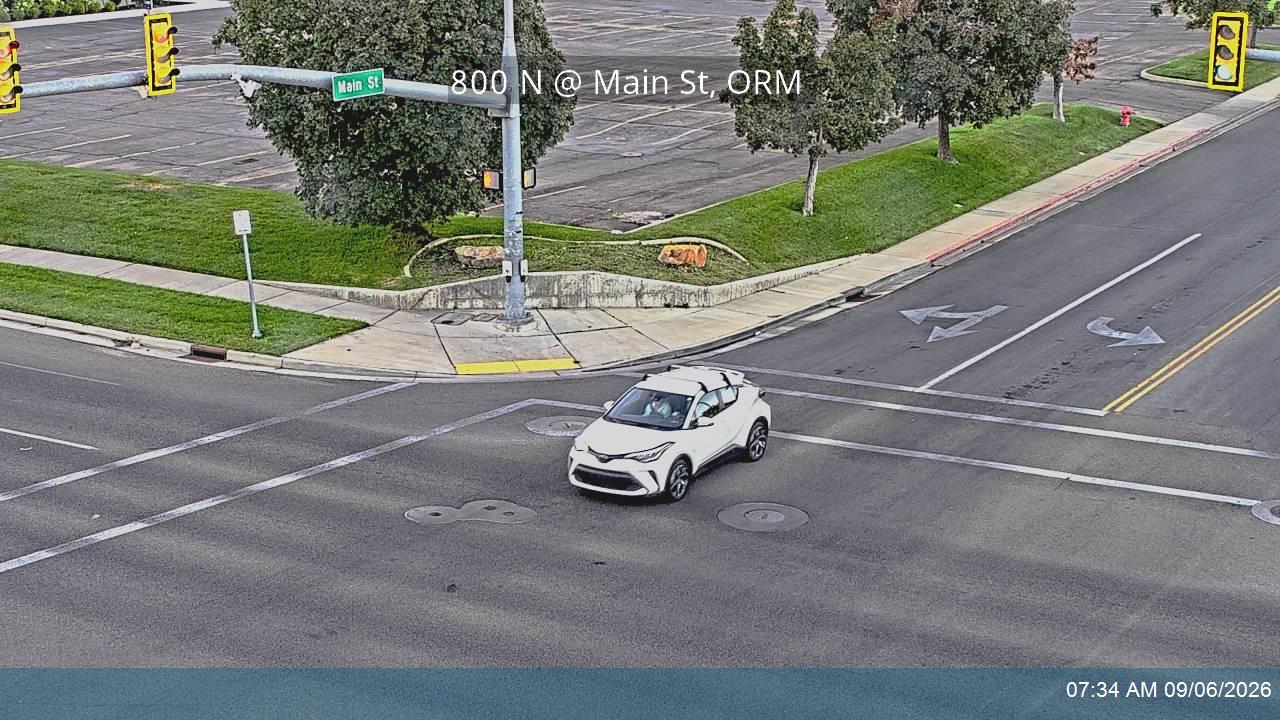 800 N / SR-52 @ Main St, ORM live camera view