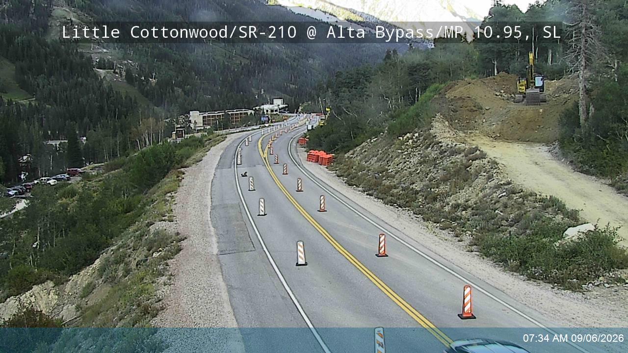 Little Cottonwood Rd / SR-210 EB @ Alta Bypass / MP 10.95, SL live camera view