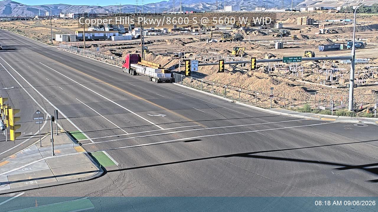 Copper Hills Pkwy / 8600 S @ 5600 W, WJD live camera view