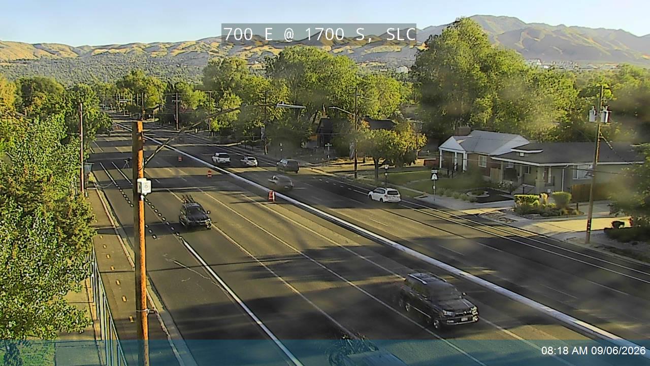 700 E / SR-71 @ 1700 S, SLC live camera view