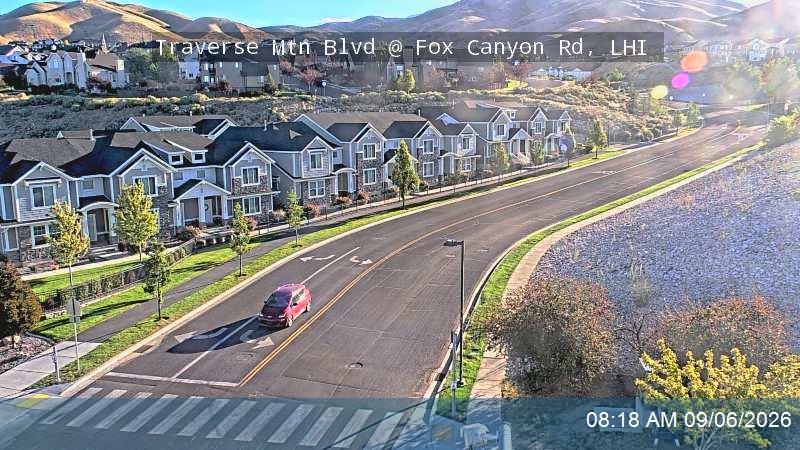 Traverse Mtn Blvd @ Fox Canyon Rd, LHI live camera view