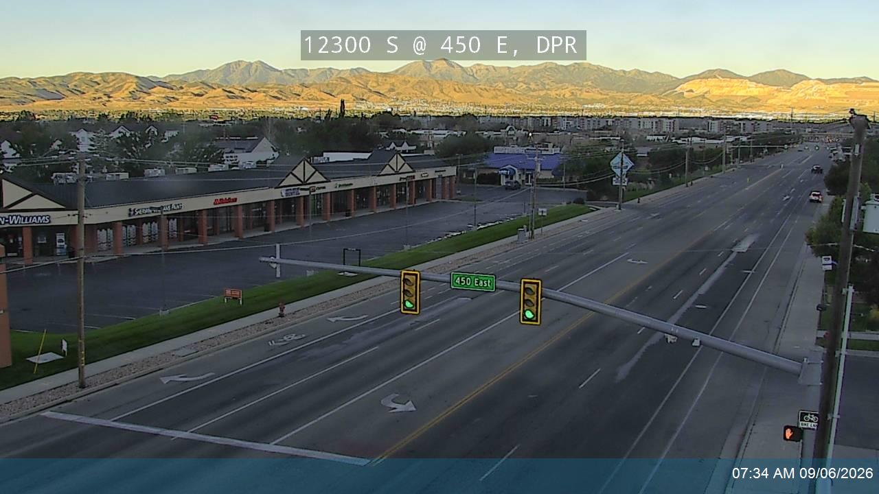 12300 S / SR-71 @ 450 E, DPR live camera view
