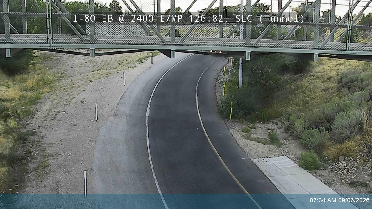 I-80 EB @ 2400 E / MP 126.82, SLC (Tunnel) live camera view
