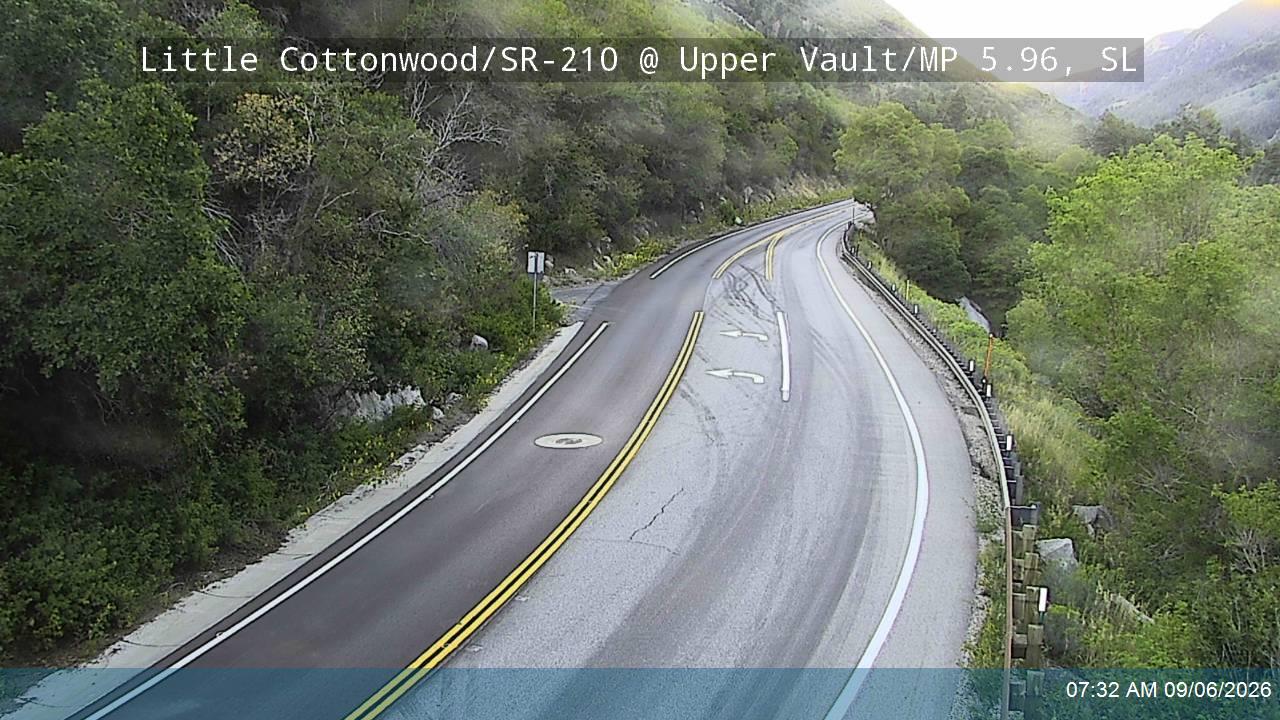 Little Cottonwood Rd / SR-210 @ Upper Vault / MP 5.96, SL live camera view