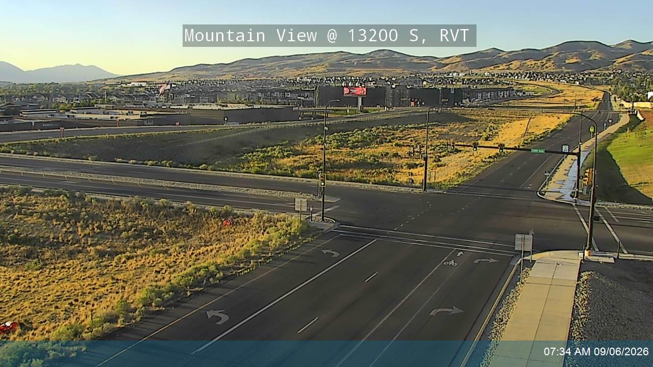 Mountain View / SR-85 SB @ 13200 S, RVT live camera view